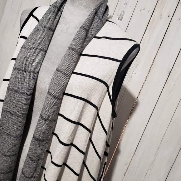 Merona XL Cardigan Sweater Vest Cream Black Striped Draped Women's Sleeveless - Picture 2 of 5
